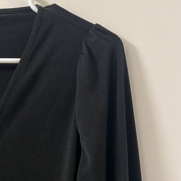 3/$15 Banana Republic - Cocoon Wrap Long Sleeve Blouse Women Small - Picture 8 of 13